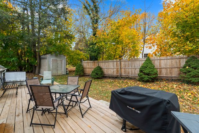 101 Pool Road, North Haven, CT 06473