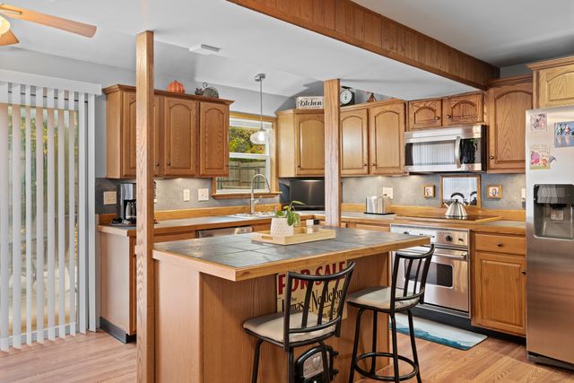 101 Pool Road, North Haven, CT 06473