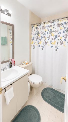 7603 W 29th Ln 202-55, Hialeah, FL 33018