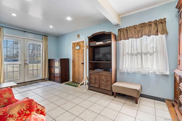 44 3rd Street, Brentwood, NY 11717