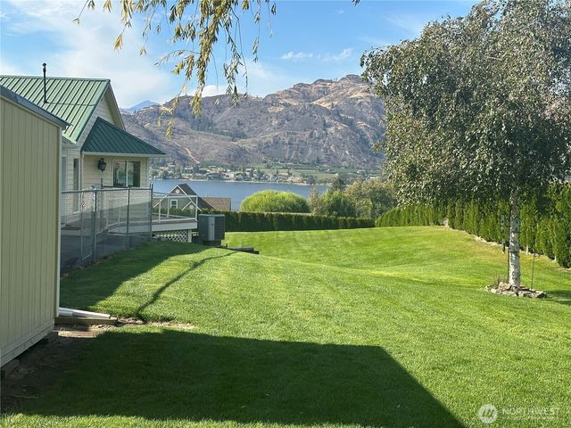 7 Lake Breeze Lane, Oroville, WA 98844