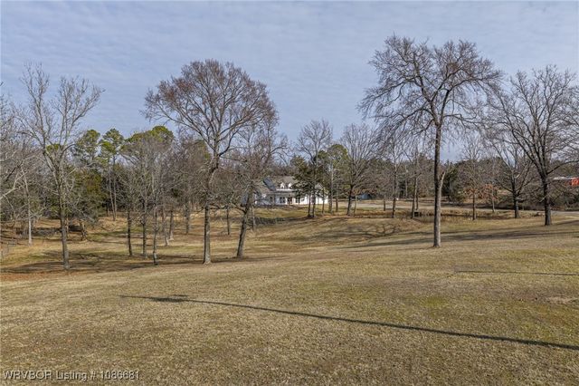 5533 Wildwood Road, Van Buren, AR 72956