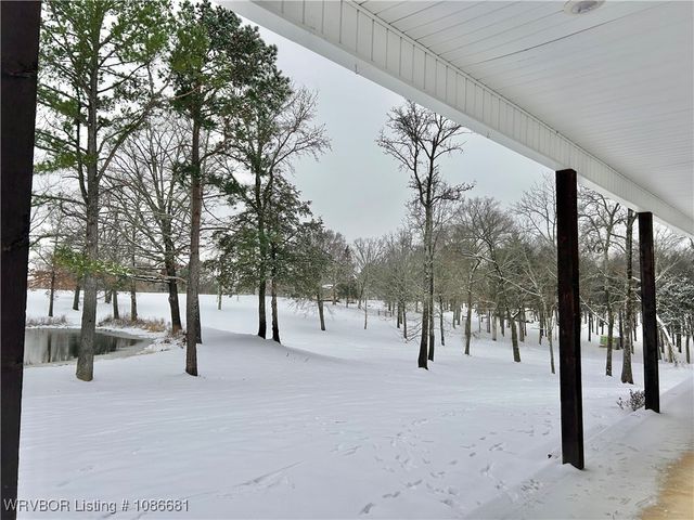 5533 Wildwood Road, Van Buren, AR 72956