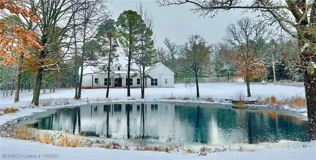 5533 Wildwood Road, Van Buren, AR 72956