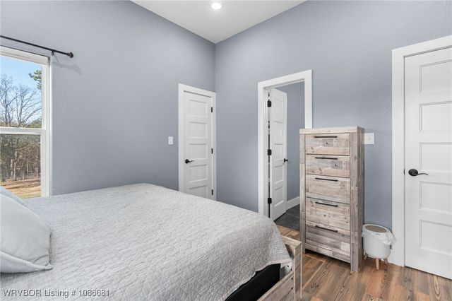 5533 Wildwood Road, Van Buren, AR 72956