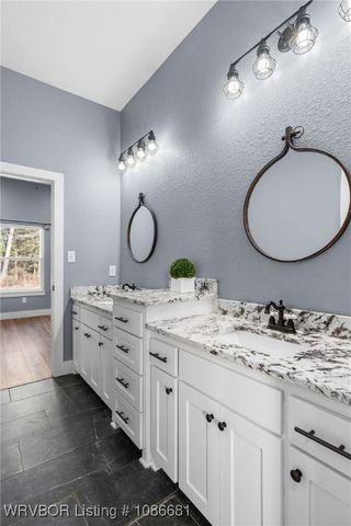 5533 Wildwood Road, Van Buren, AR 72956