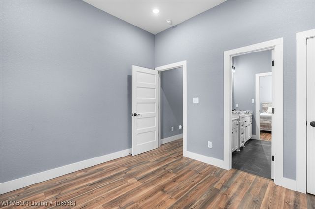 5533 Wildwood Road, Van Buren, AR 72956