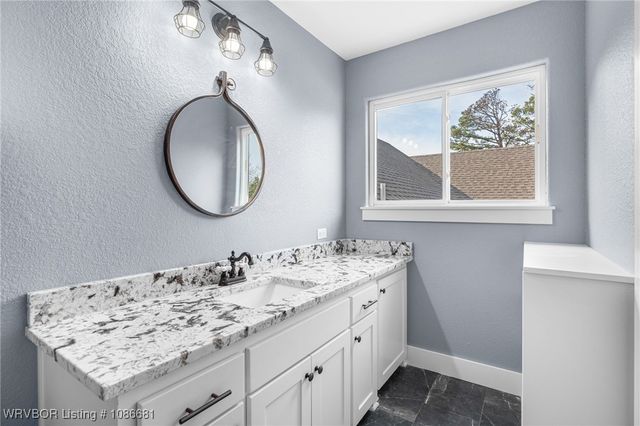 5533 Wildwood Road, Van Buren, AR 72956