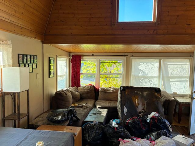 30 Dennison Avenue, Salem, NH 03079