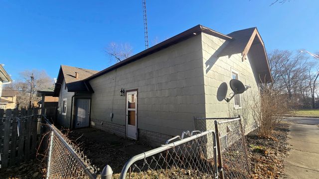 595 W Bridge Street, Kankakee, IL 60901