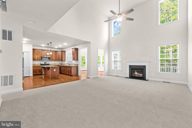 18706 KERILL RD, Triangle, VA 22172
