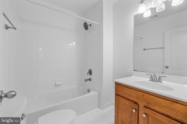 18706 KERILL RD, Triangle, VA 22172