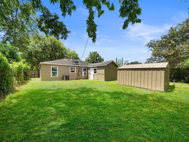 8771 Josie Street, Houston, TX 77029