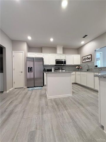 2213 E 20th Street, Mission, TX 78572