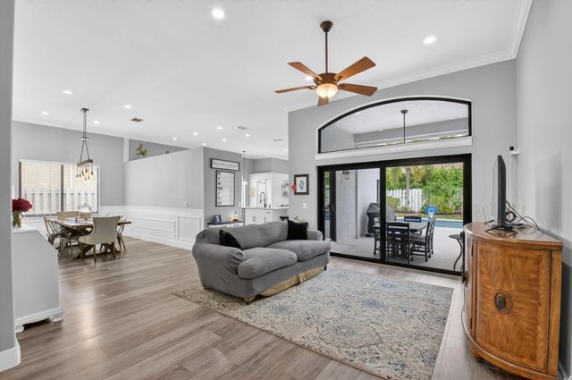 6133 Indian Forest Circle, Lake Worth, FL 33463