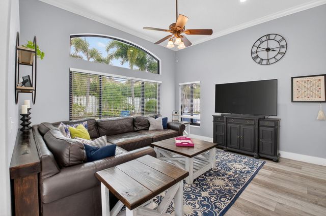 6133 Indian Forest Circle, Lake Worth, FL 33463