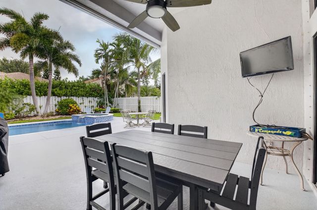 6133 Indian Forest Circle, Lake Worth, FL 33463