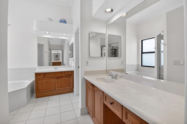 6133 Indian Forest Circle, Lake Worth, FL 33463