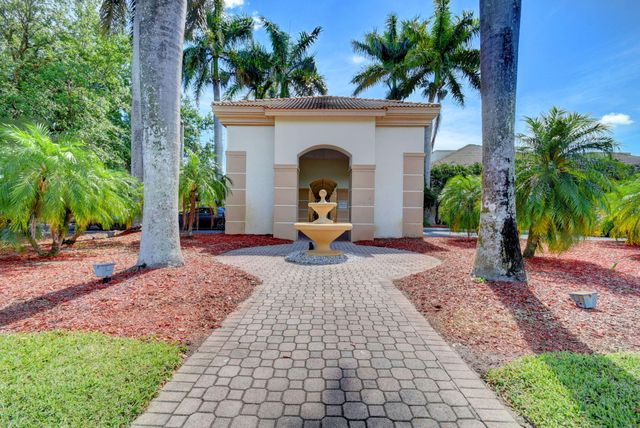 6133 Indian Forest Circle, Lake Worth, FL 33463