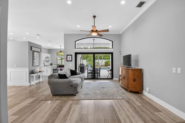 6133 Indian Forest Circle, Lake Worth, FL 33463