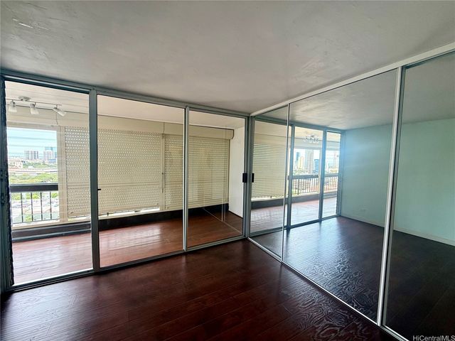 775 Kinalau Place 1502, Honolulu, HI 96813