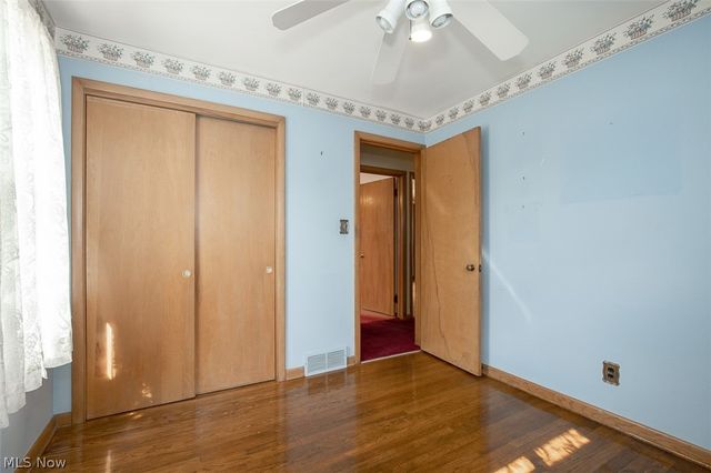 8409 Wainstead Drive, Parma, OH 44129