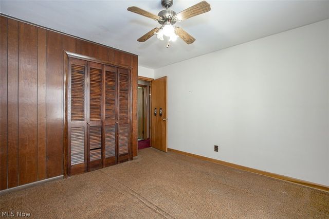 8409 Wainstead Drive, Parma, OH 44129