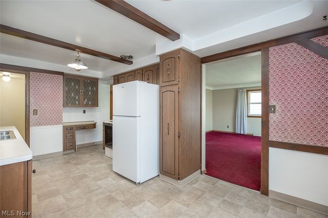 8409 Wainstead Drive, Parma, OH 44129