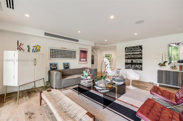 79 W Shore Dr, Miami, FL 33133