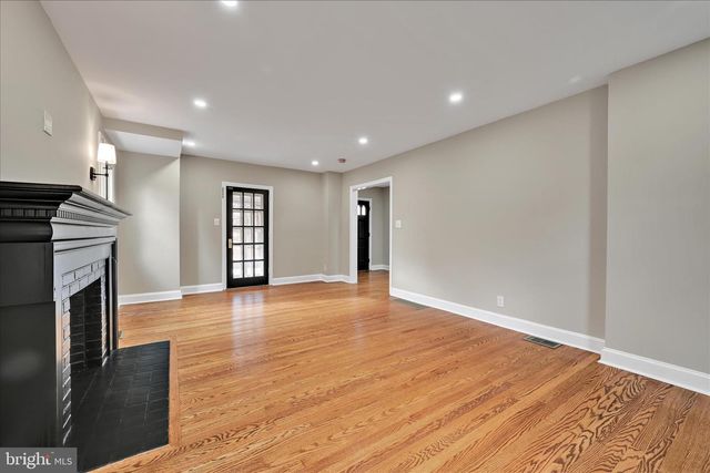 817 W 32ND ST, Wilmington, DE 19802