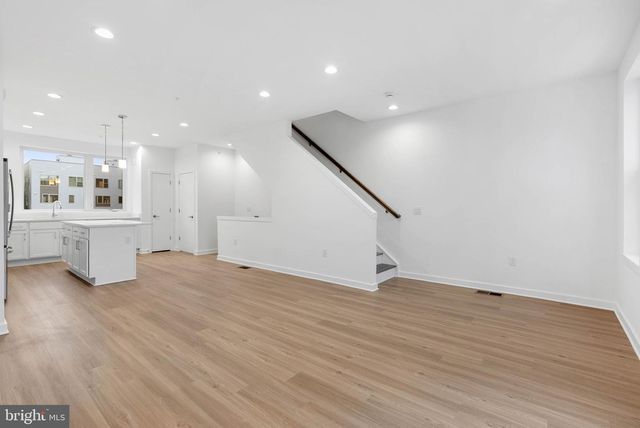 3022 SCHIRRA LN, Philadelphia, PA 19125