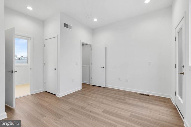 3022 SCHIRRA LN, Philadelphia, PA 19125