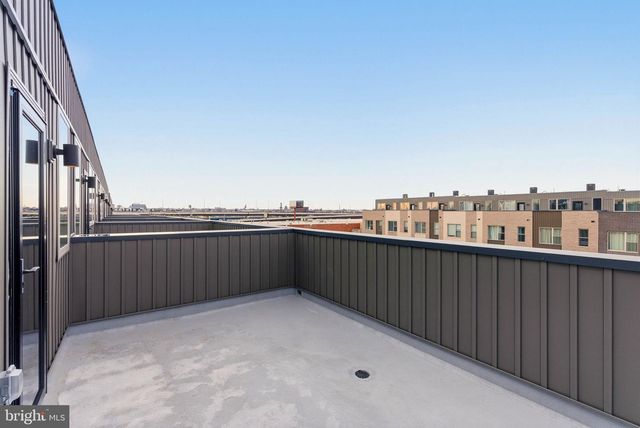 3022 SCHIRRA LN, Philadelphia, PA 19125