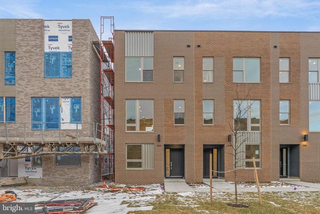 3022 SCHIRRA LN, Philadelphia, PA 19125