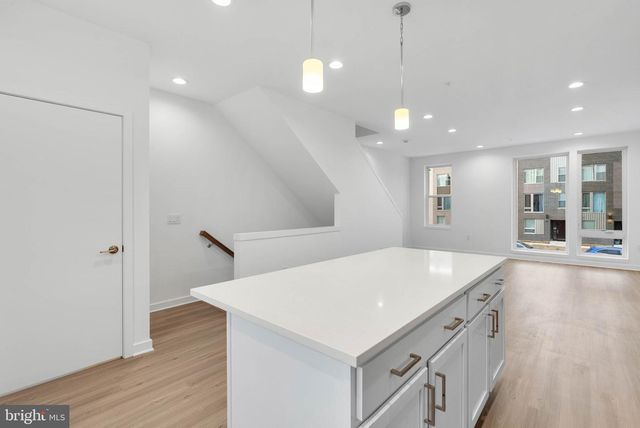 3022 SCHIRRA LN, Philadelphia, PA 19125