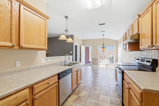 6726 86th Street, Lubbock, TX 79424