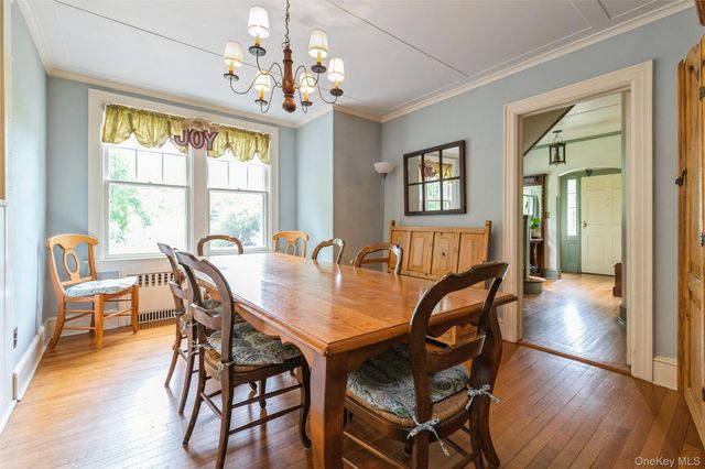 200 Greene Avenue, Sayville, NY 11782
