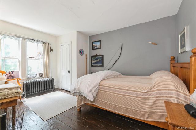 200 Greene Avenue, Sayville, NY 11782