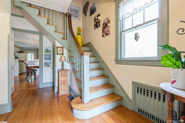 200 Greene Avenue, Sayville, NY 11782