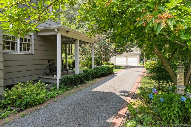 200 Greene Avenue, Sayville, NY 11782