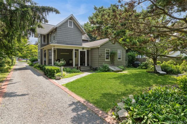 200 Greene Avenue, Sayville, NY 11782