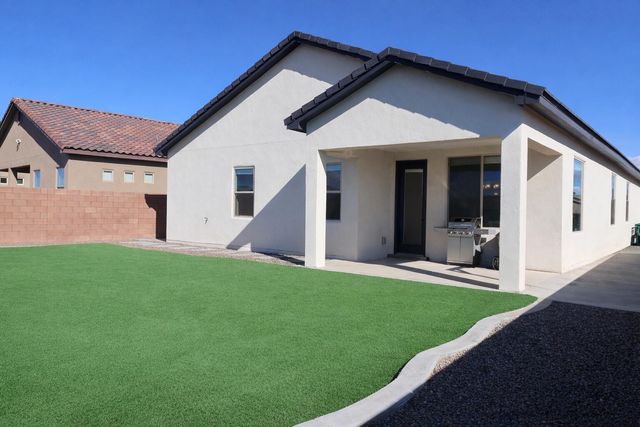 704 Amatista Loop SE, Rio Rancho, NM 87124