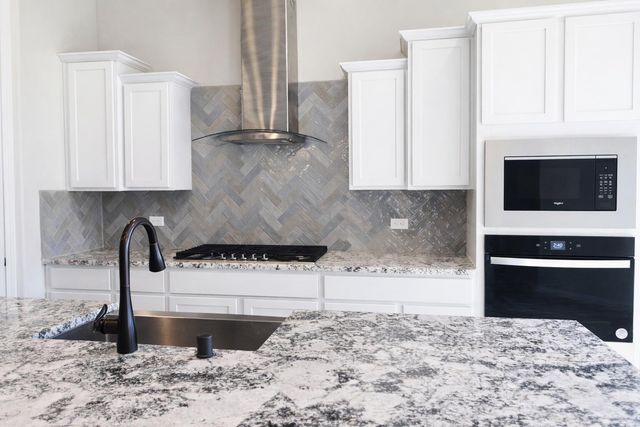 704 Amatista Loop SE, Rio Rancho, NM 87124