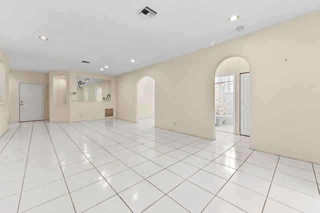 7874 Laina Lane 1, Boynton Beach, FL 33437