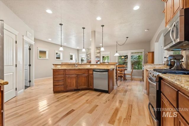 5897 N Maximus Way, Meridian, ID 83646