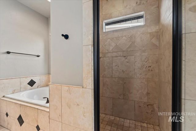 5897 N Maximus Way, Meridian, ID 83646