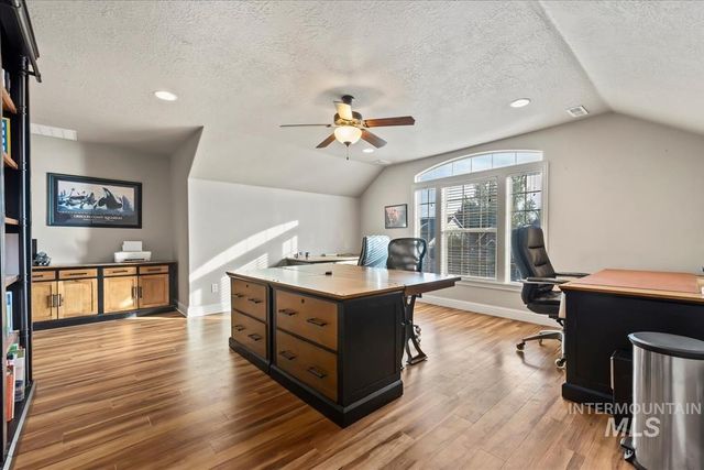 5897 N Maximus Way, Meridian, ID 83646