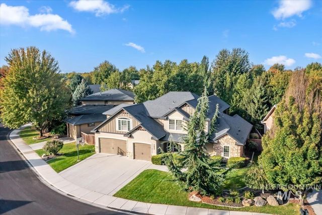 5897 N Maximus Way, Meridian, ID 83646