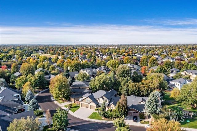5897 N Maximus Way, Meridian, ID 83646