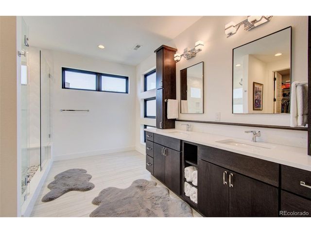 4224 E Dickenson Pl, Denver, CO 80222